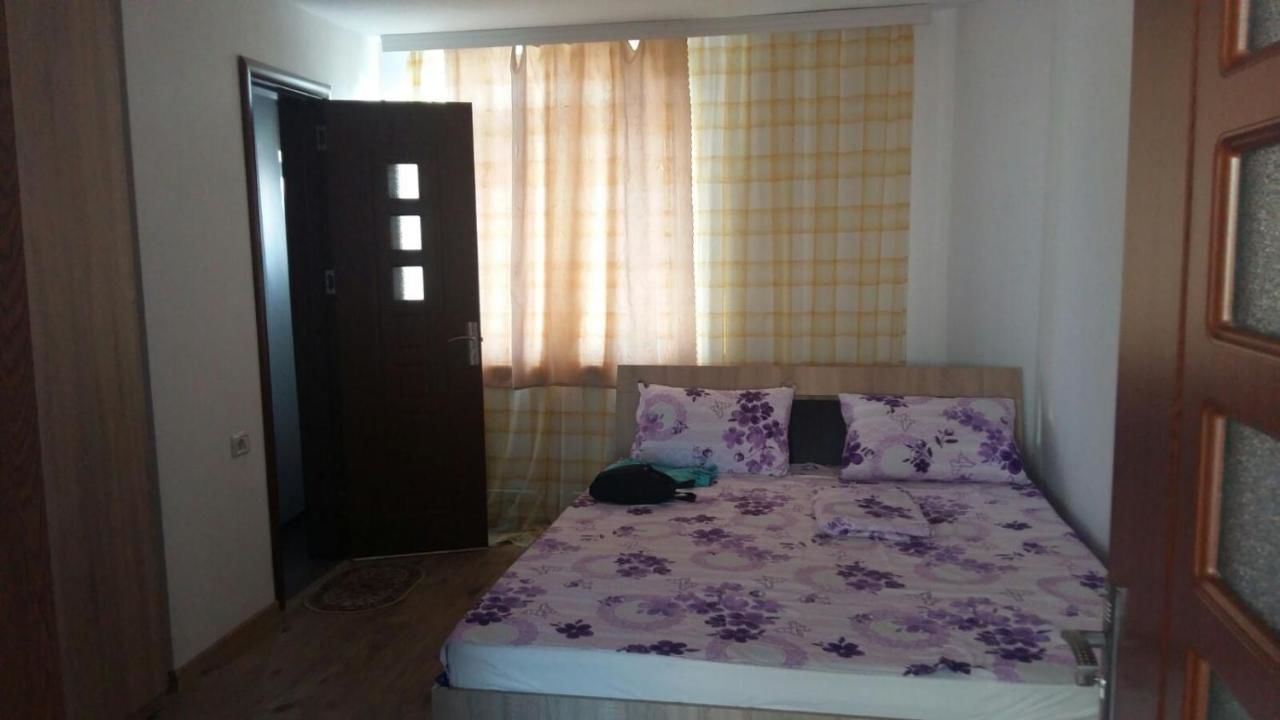 Гостевой дом Cazare la mare Констанца-40